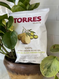 Torres Selecta Extra Virgin Olive Oil Potato Chips Barcelona